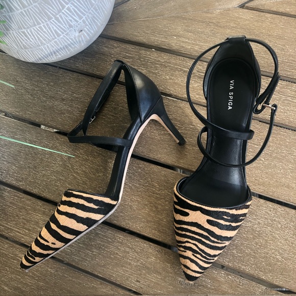 Via Spiga Shoes - Via Spiga Gaia Calf Hair & Leather Pump 38
